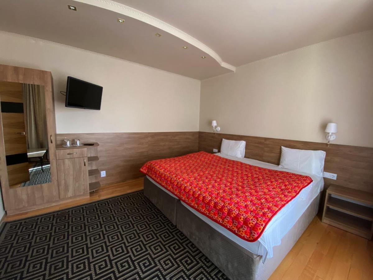 Olena Resort Brjuchovyči Exteriér fotografie