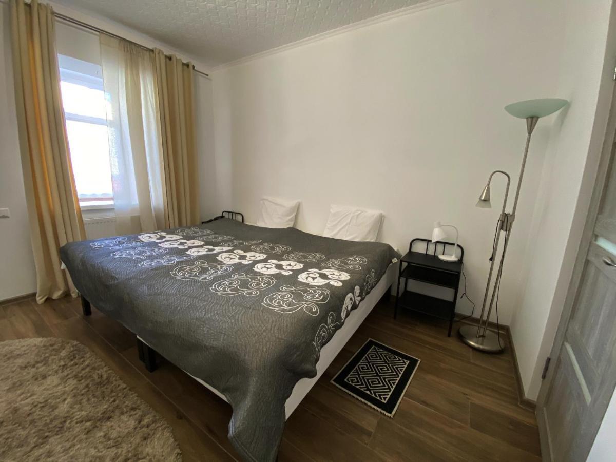 Olena Resort Brjuchovyči Exteriér fotografie
