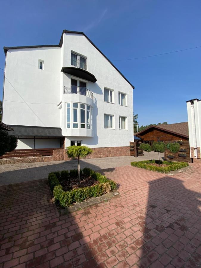 Olena Resort Brjuchovyči Exteriér fotografie