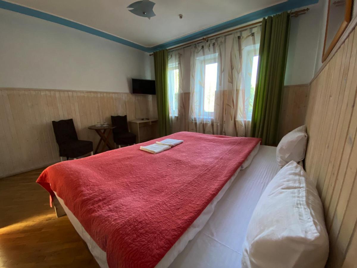 Olena Resort Brjuchovyči Exteriér fotografie