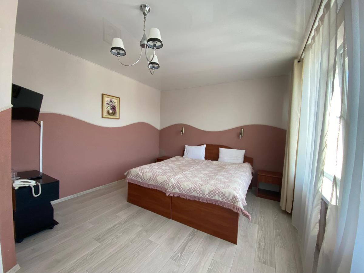 Olena Resort Brjuchovyči Exteriér fotografie